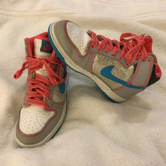 Nike Other - Size 13c Girls’ Nike DUNK Hi Skate Shoe with Micro Sequins AND Glitter!